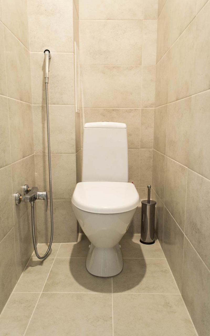 Cozy 2-Room Apartment On Zhvanetsky Boulevard Oldenburg Bagian luar foto