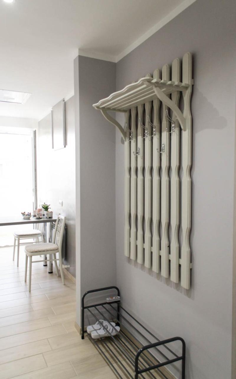 Cozy 2-Room Apartment On Zhvanetsky Boulevard Oldenburg Bagian luar foto